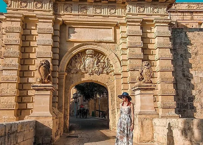 2 Bedroom Flat Close To Valletta & Sliema - Orion3 *