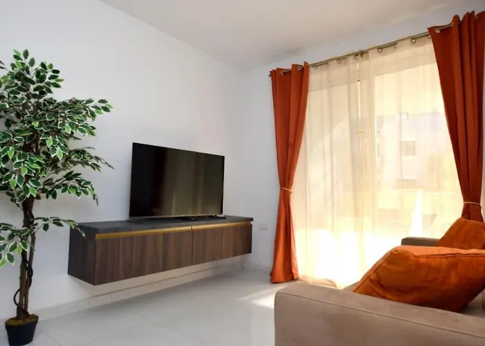 2 Bedroom Flat Close To Valletta & Sliema - Orion3
