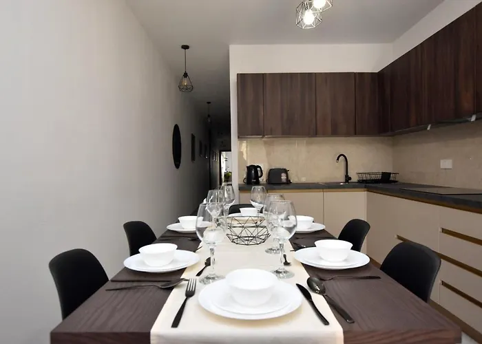 2 Bedroom Flat Close To Valletta & Sliema - Orion3 Apartamento